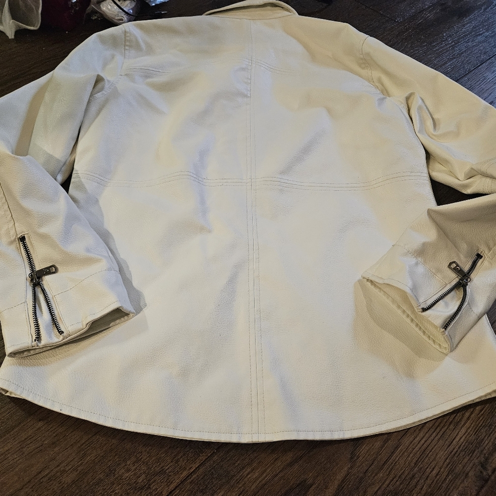Fried Denim Faux Leather Jacket White Men's Size Medium Used Condition Zippers. - Picture 10 of 14